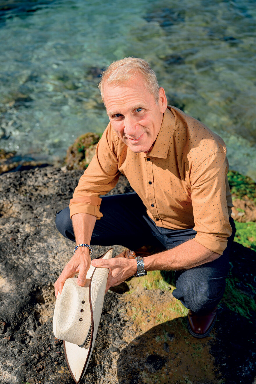 Γουίλ Ρόμπερτς: Ο σταρ του Χόλιγουντ από την Κάρπαθο που έπαιξε στο «Oppenheimer»