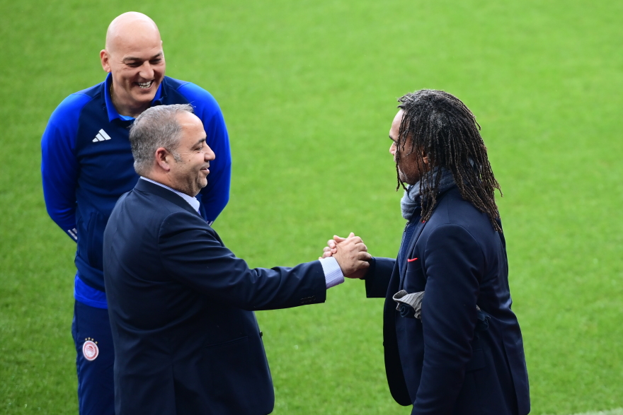 Μεντιλίμπαρ για το Άστον Βίλα - Ολυμπιακός: Σεβόμαστε τον αντίπαλο αλλά ήρθαμε για θετικό αποτέλεσμα 