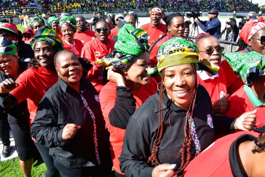 Εργατική Πρωτομαγιά με παλαιστινιακές σημαίες σε Ευρώπη και Μέση Ανατολή