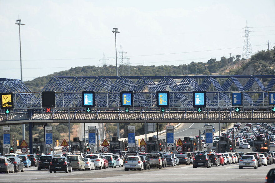 Κίνηση: Όπου φύγει-φύγει οι Αθηναίοι για το Πάσχα - Πόσοι έφυγαν από τις Εθνικές Οδούς, αναλυτικά στοιχεία 