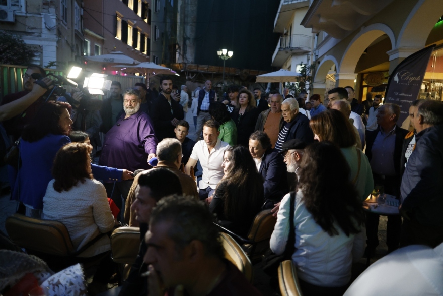 Στέφανος Κασσελάκης: Στην Κέρκυρα για το Πάσχα ο πρόεδρος του ΣΥΡΙΖΑ - Δείτε βίντεο