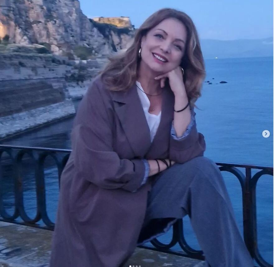 Άντζελα Γκερέκου: Στην Κέρκυρα για το Πάσχα η ηθοποιός