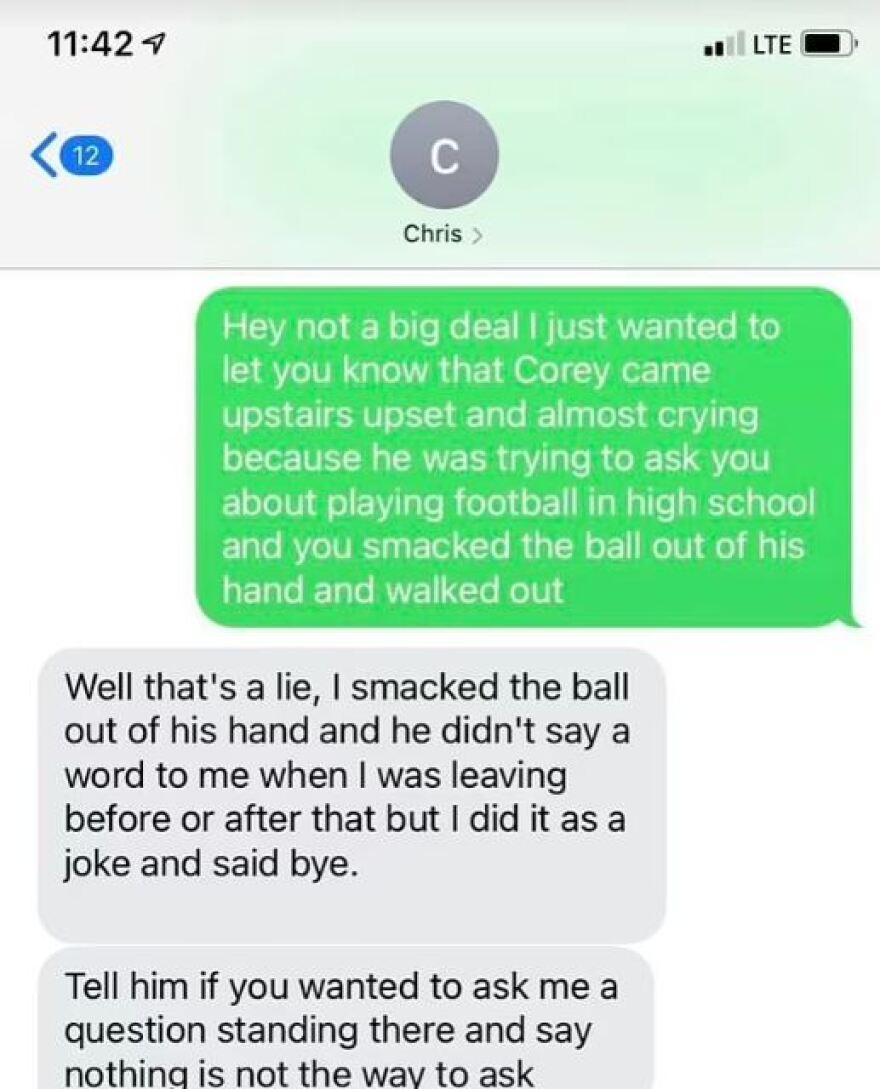 ΗΠΑ: «Πρέπει να σκληρύνει» έγραφε ο πατέρας που κακοποίησε τον 6χρονο γιο του σε διάδρομο γυμναστηρίου