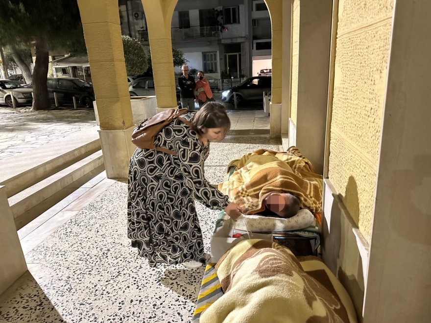 Η «Αποστολή» της Ιεράς Αρχιεπισκοπής Αθηνών δίπλα σε κάθε άστεγο της πρωτεύουσας την Μεγάλη Εβδομάδα