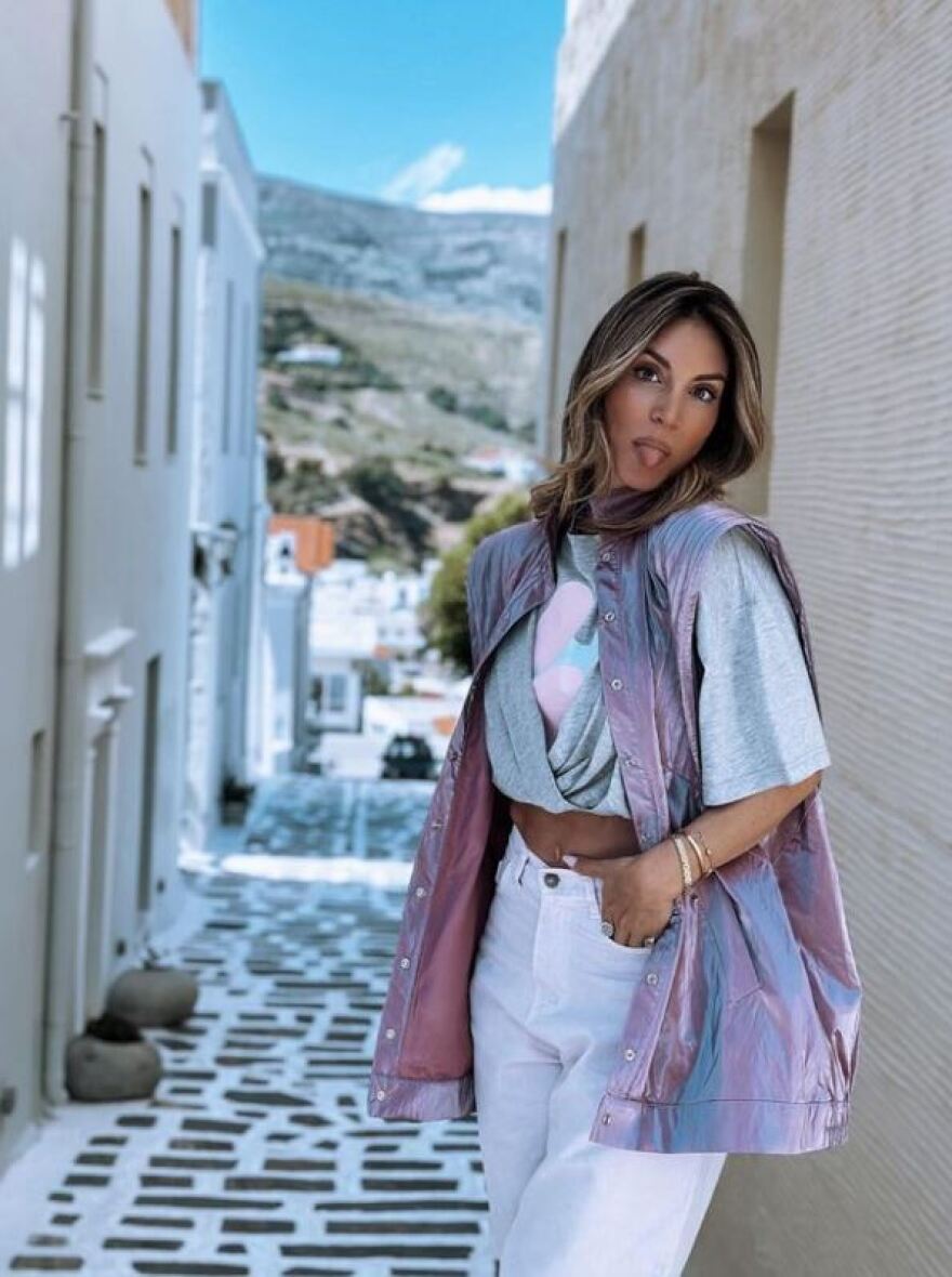 Αθηνά Οικονομάκου: Οι διακοπές της μετά το διαζύγιο - Δείτε βίντεο και φωτογραφίες