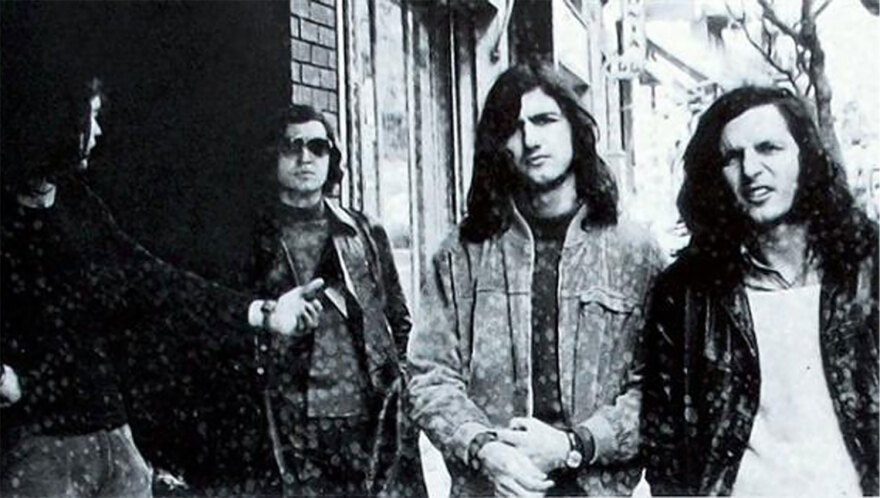 Το τέλος των Socrates: Μετά τον Γιάννη Σπάθα, έφυγε από τη ζωή  και ο Αντώνης Τουρκογιώργης