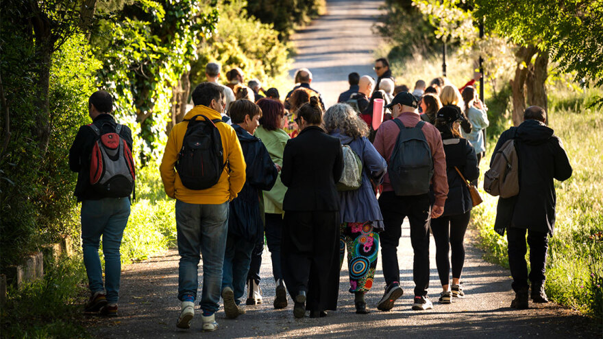 Αναζητώντας τον σύγχρονο χρησμό στους Δελφούς