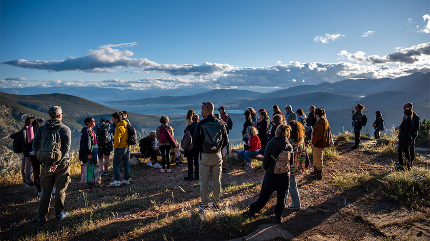 Αναζητώντας τον σύγχρονο χρησμό στους Δελφούς