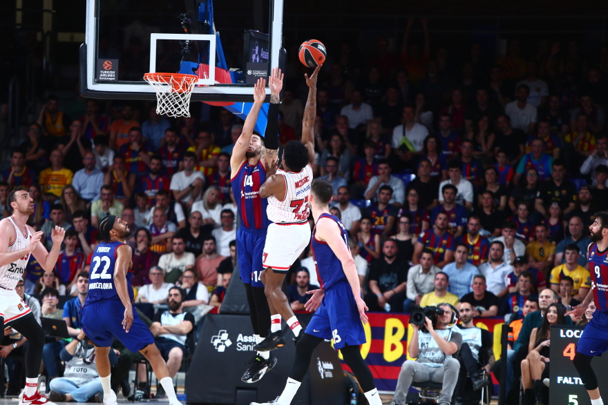 Επική πρόκριση του Ολυμπιακού στο Final-4 της Euroleague - Κέρδισε 63-59 μέσα στη Βαρκελώνη - Βίντεο, φωτογραφίες 