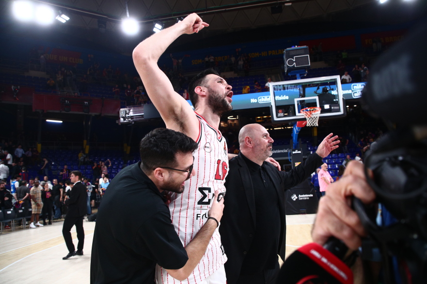 Ολυμπιακός: Το πάρτι σε Βαρκελώνη και Πασαλιμάνι και η... κλήση του Πρίντεζη - Δείτε βίντεο