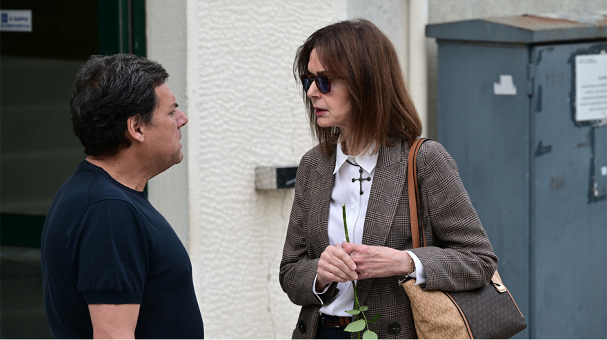  Άννα Παναγιωτοπούλου: Σε κλίμα συγκίνησης το τελευταίο αντίο στην αγαπημένη ηθοποιό 