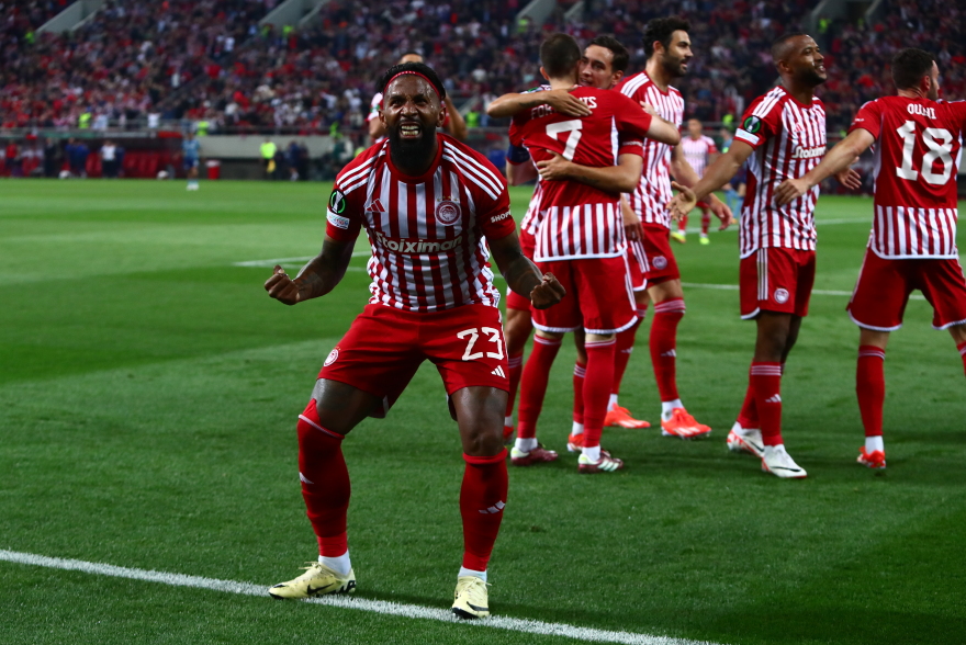 Ολυμπιακός: Ελληνική τραγωδία για την Άστον Βίλα, γράφουν οι Άγγλοι - «Φέρτε μας το Ευρωπαϊκό» το σύνθημα του κόσμου του Ολυμπιακού