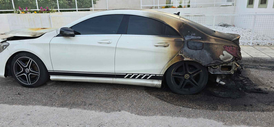 Θεσσαλονίκη: Κακουργηματική δίωξη σε 32χρονο που έβαλε φωτιά σε τρία ΙΧ και ένα παράπηγμα στον Λαγκαδά