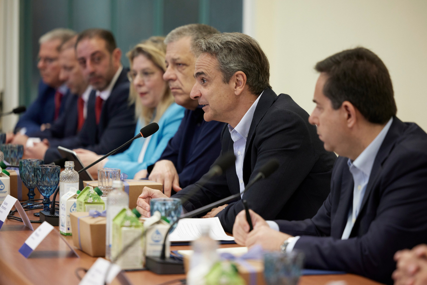 Μητσοτάκης από Χίο: Στρατηγική επιλογή που υπηρετούμε απαρέγκλιτα η συνεχής επένδυση στις Ένοπλες Δυνάμεις