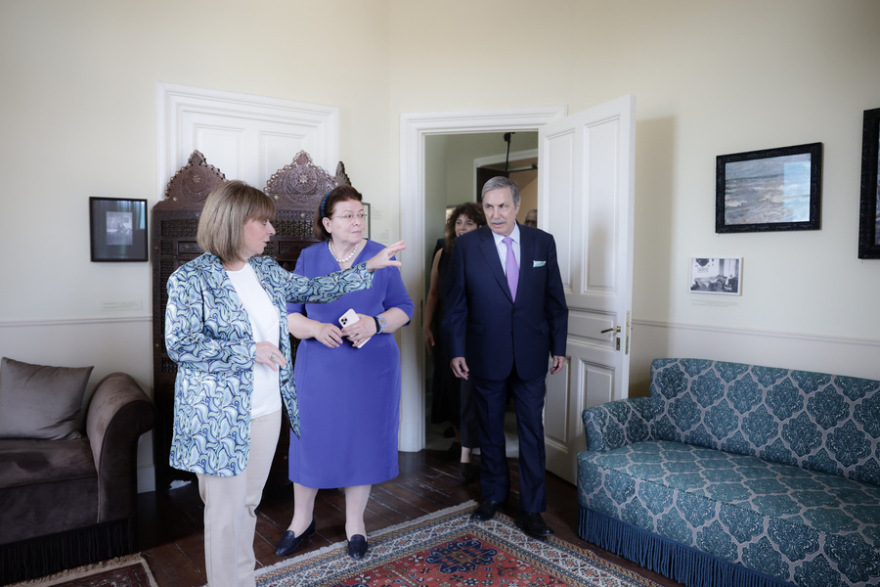 Η Κατερίνα Σακελλαροπούλου εγκαινίασε την Οικία Καβάφη στην Αλεξάνδρεια - Δείτε φωτογραφίες