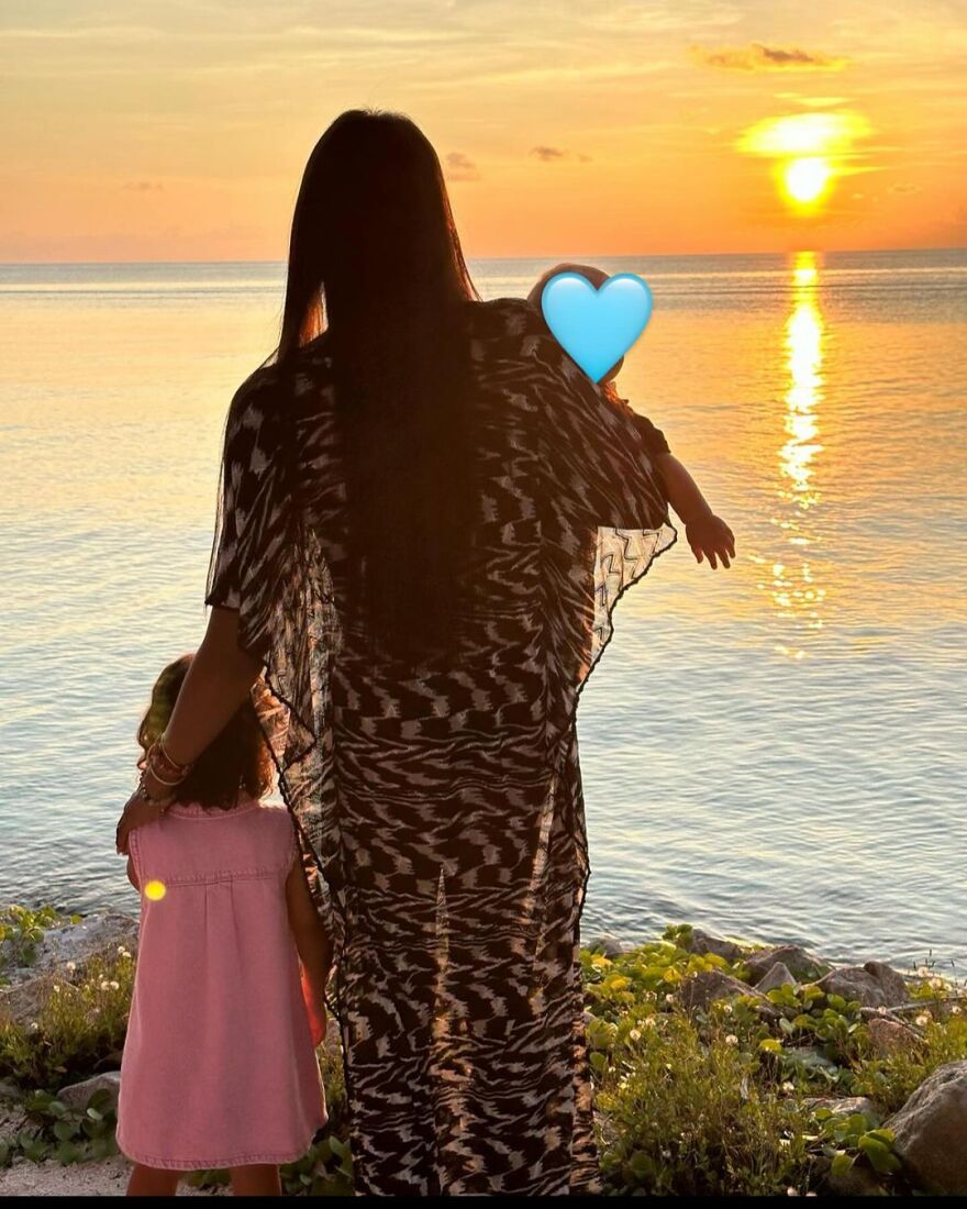 Ναόμι Κάμπελ: Οι φωτογραφίες στο Instagram με τα δύο της παιδιά 