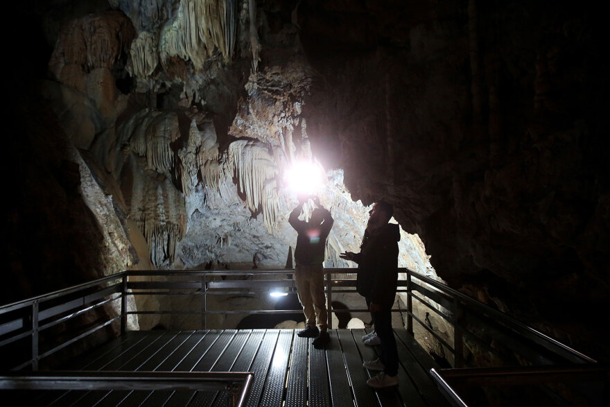 Πώς τα σπήλαια φανερώνουν την κλιματική αλλαγή