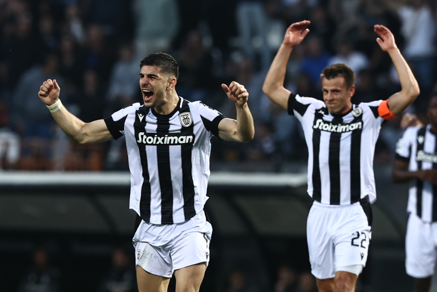 Ζωντανός για τον τίτλο ο ΠΑΟΚ, 2-0 τον Ολυμπιακό στην Τούμπα - Δείτε τα γκολ 