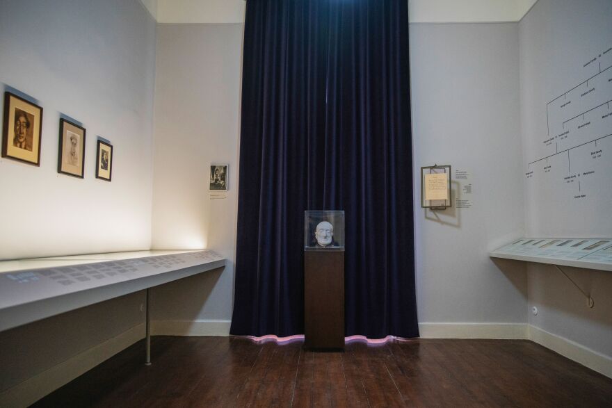 Το σπίτι του Καβάφη στην Αλεξάνδρεια απέκτησε ξανά ζωή - Δείτε φωτογραφίες