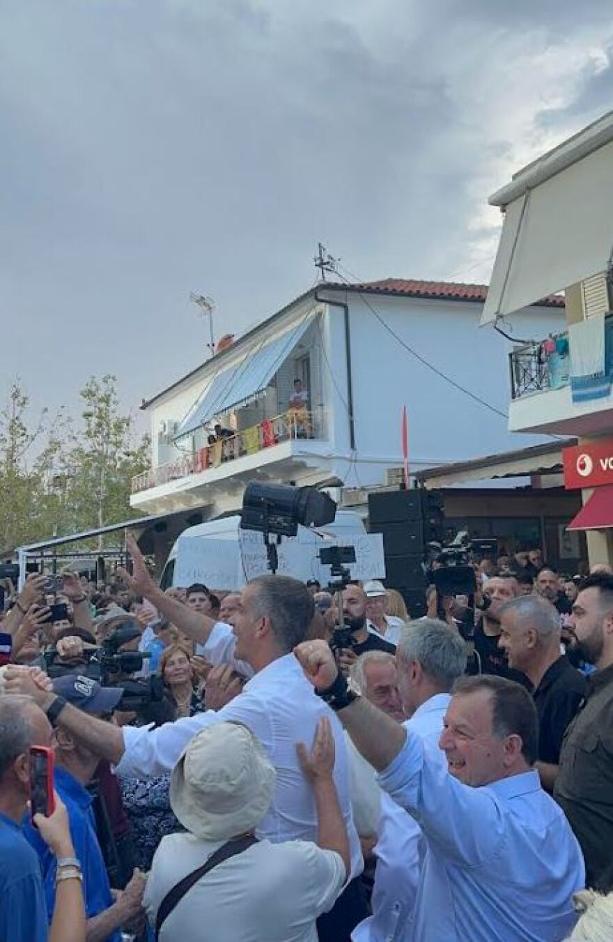 Κώστας Μπακογιάννης: Συναντήθηκε με τον γιο του Φρέντη Μπελέρη - «Η φωνή της δημοκρατίας που δεν φυλακίζεται»