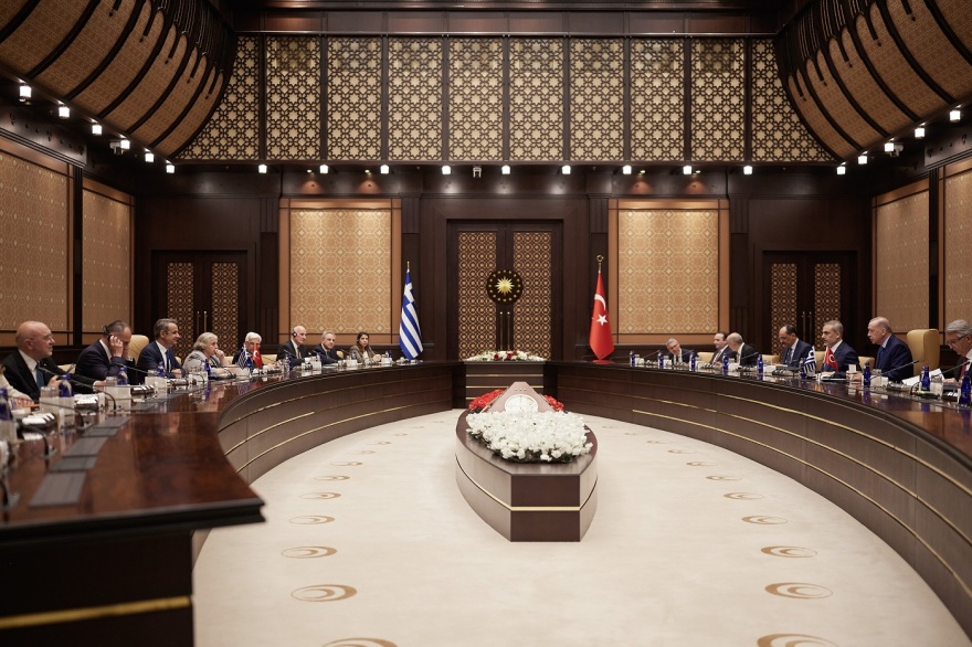 Κυριάκος Μητσοτάκης - Ρετζέπ Ταγίπ Ερντογάν: Τι είπαν «πριβέ» στη ροτόντα του «Λευκού Παλατιού» - Τα επόμενα ραντεβού μετά την Άγκυρα