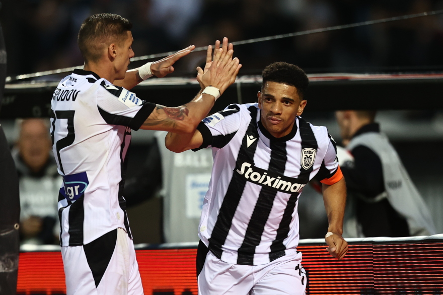 Φοβερός ΠΑΟΚ διέλυσε 4-1 τον Παναθηναϊκό στην Τούμπα και πάει για στέψη στο Βικελίδης - Δείτε τα γκολ 
