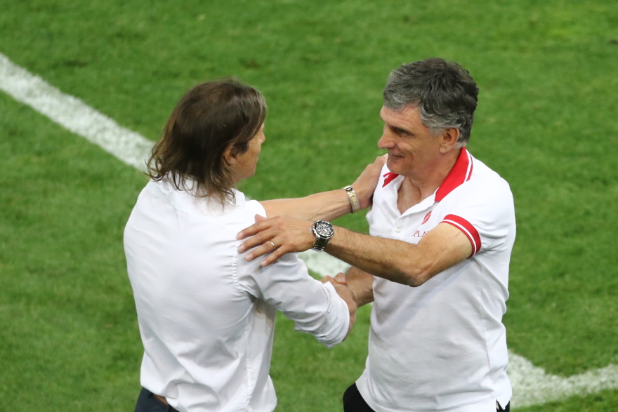 Την γκρέμισε από την κορυφή - Ο Ολυμπιακός 2-0 την ΑΕΚ στον Πειραιά - Δείτε τα γκολ 