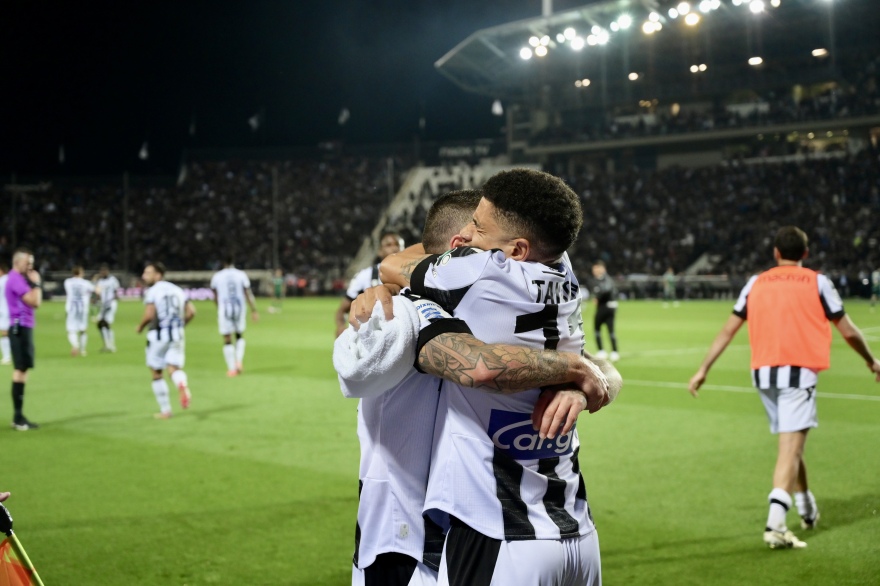 Φοβερός ΠΑΟΚ διέλυσε 4-1 τον Παναθηναϊκό στην Τούμπα και πάει για στέψη στο Βικελίδης - Δείτε τα γκολ 