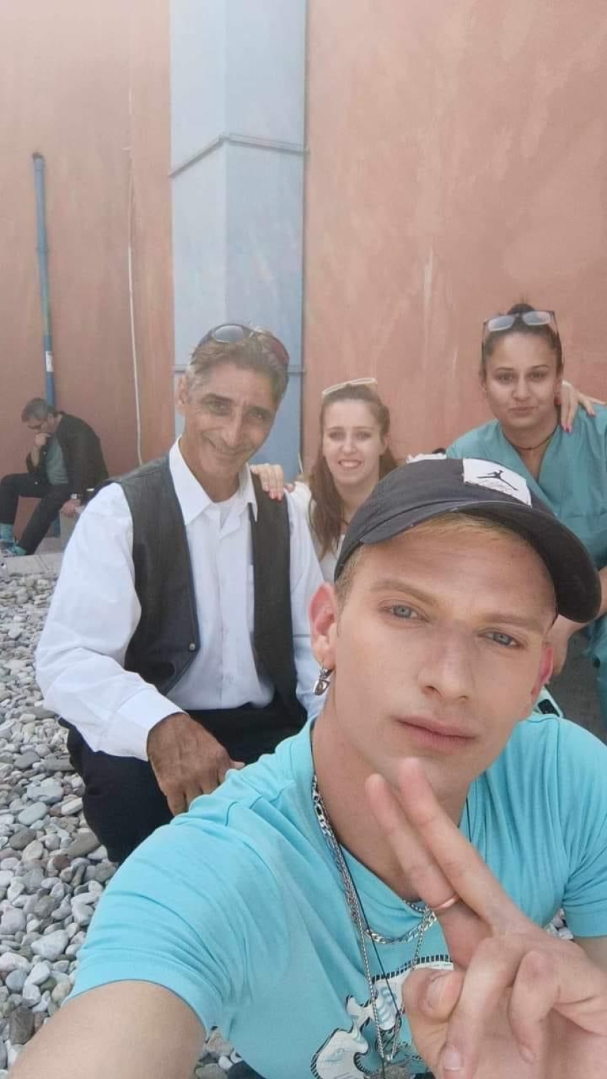 Ερμής Καραγιάννης: Από τον πέμπτο όροφο αυτοκτόνησε ο πρώην υποψήφιος του GNTM – Προσπάθησε να τον σώσει ο πατέρας του