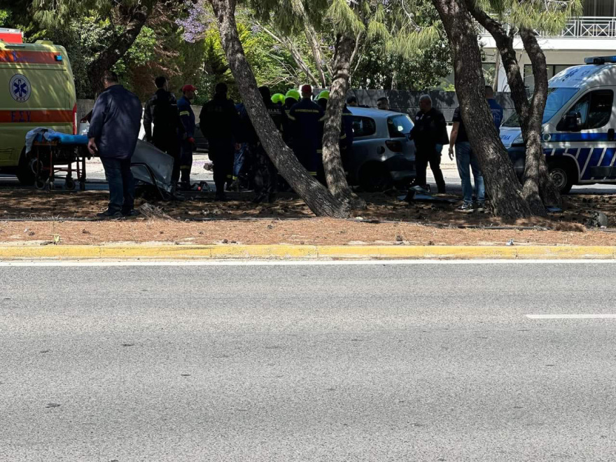 Καβούρι: Νεκρός 37χρονος σε τροχαίο δυστύχημα - Δείτε φωτογραφίες