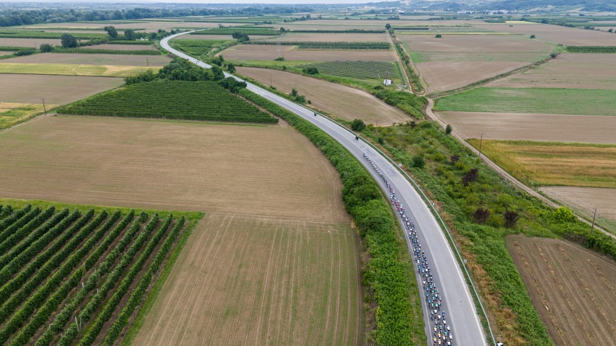 Ο Φέλιξ Ρίτσινγκερ τη γαλάζια φανέλα στο 2ο ετάπ του  Διεθνή Ποδηλατικού Γύρου Ελλάδας 2024 