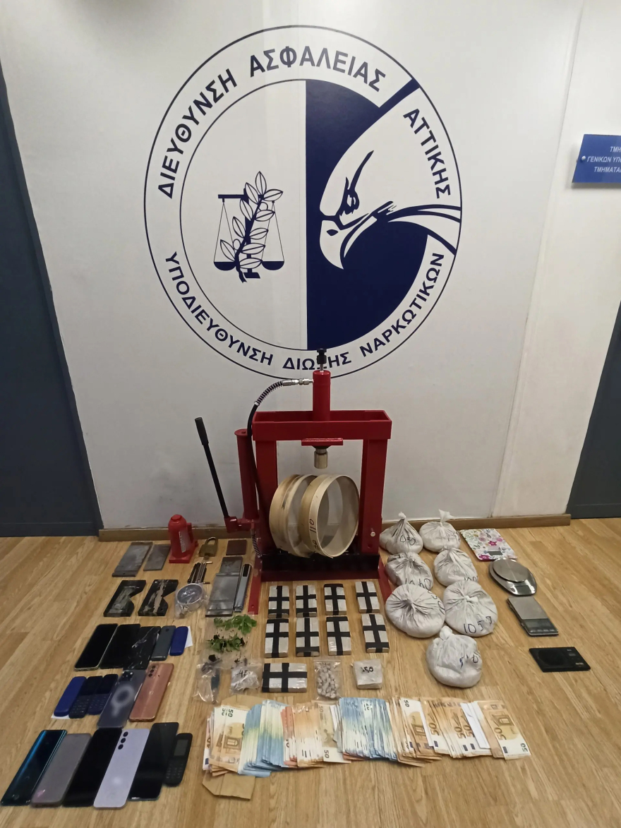 ΕΛΑΣ: Εξαρθρώθηκε εγκληματική οργάνωση που διακινούσε ηρωίνη στην Αττική - Πέντε συλλήψεις