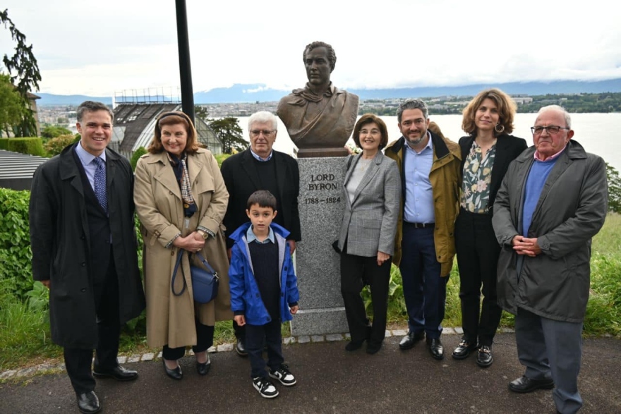 Λόρδος Βύρωνας: Προτομή του μεγάλου Φιλέλληνα τοποθετήθηκε στη Γενεύη για τα 200 χρόνια από τον θάνατό του