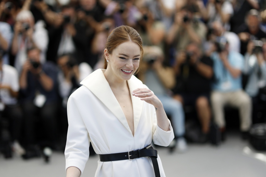 Γιώργος Λάνθιμος: Στο photocall των Καννών μαζί με το καστ του Kinds of Kindness