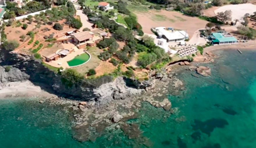 Ξανά στο σφυρί η Βίλα Μεταξά στο Σούνιο - Η θέα «Ναός του Ποσειδώνα» κοστίζει €12 εκατ.