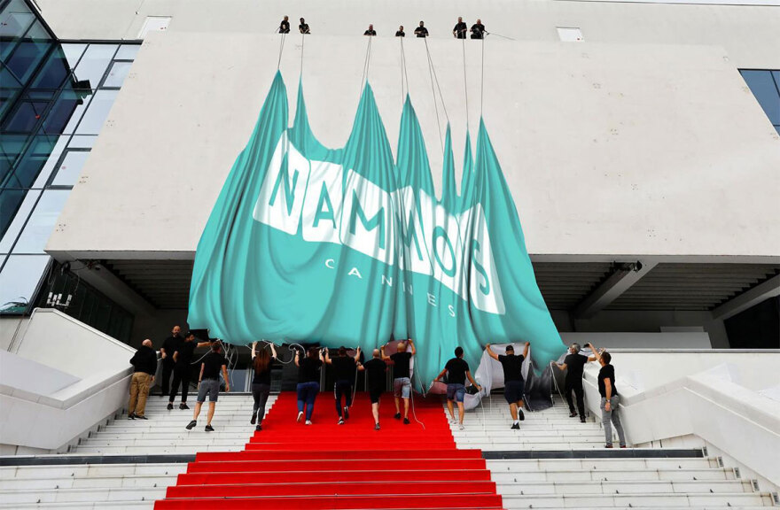 Κάννες: Άνοιξε το Nammos των 50 εκατ. ευρώ - Θα μεταφέρει τους VIP πελάτες του με lear jet και ελικόπτερα