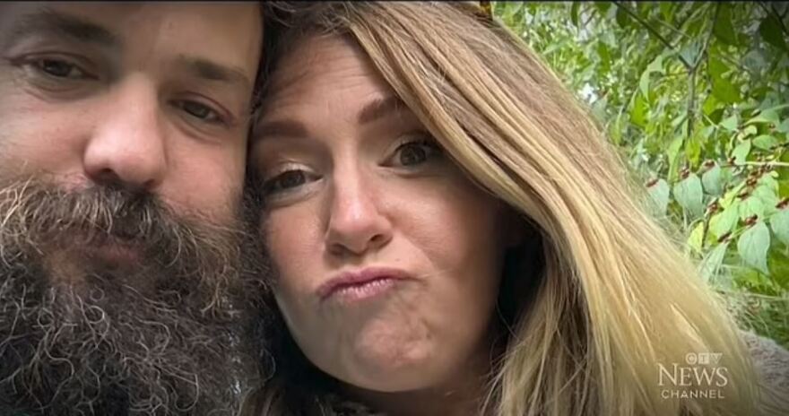 Καναδάς: Γιατροί αρνούνται μεταμόσχευση ήπατος σε 36χρονη αν και ο σύντροφός της είναι συμβατός δότης - Δείτε γιατί