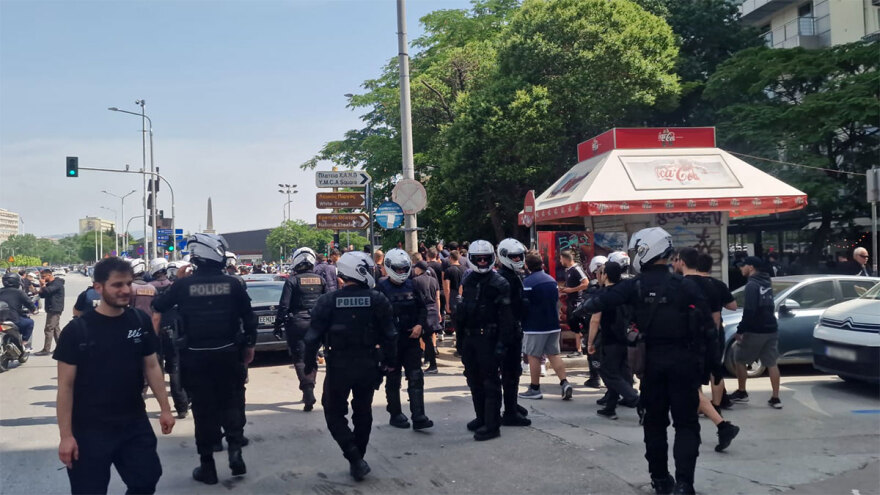 Θεσσαλονίκη: Επί ποδός η ΕΛΑΣ για το ντέρμπι - Συνελήφθη οπαδός που είχε πάνω του σπάθα  