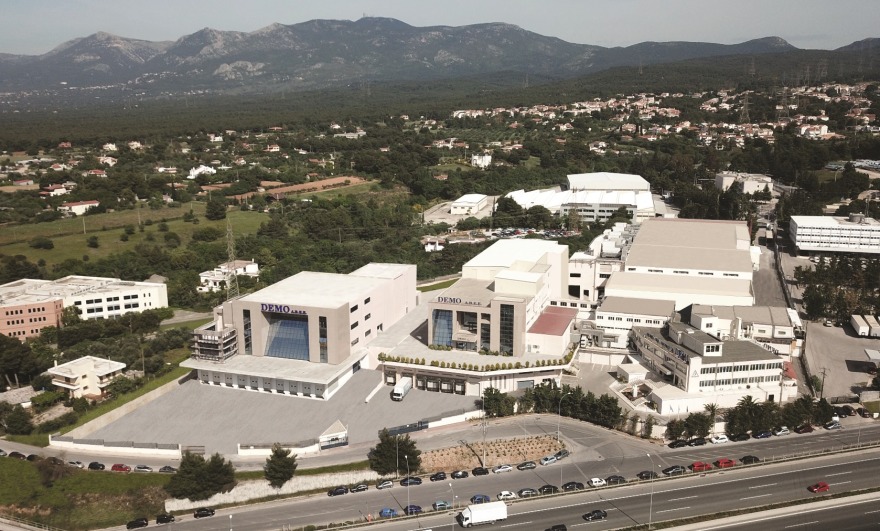 Η άνοιξη της ελληνικής φαρμακοβιομηχανίας και η εταιρεία που συμπαρασύρει θετικά τον κλάδο