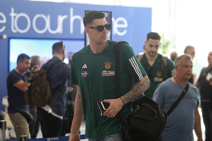 Αναχώρησε για Βερολίνο ο ΠΑΟ - Το μόνο που σκέφτομαι είναι να κερδίσουμε τη Φενέρ, είπε ο Αταμάν - Βίντεο, φωτογραφίες 