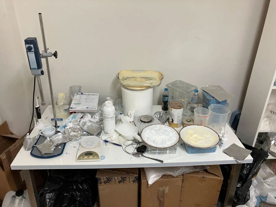 Στα χέρια της ΕΛ.ΑΣ. εγκληματική οργάνωση που διακινούσε αναβολικά - Τουλάχιστον €2,5 εκατ. το κέρδος