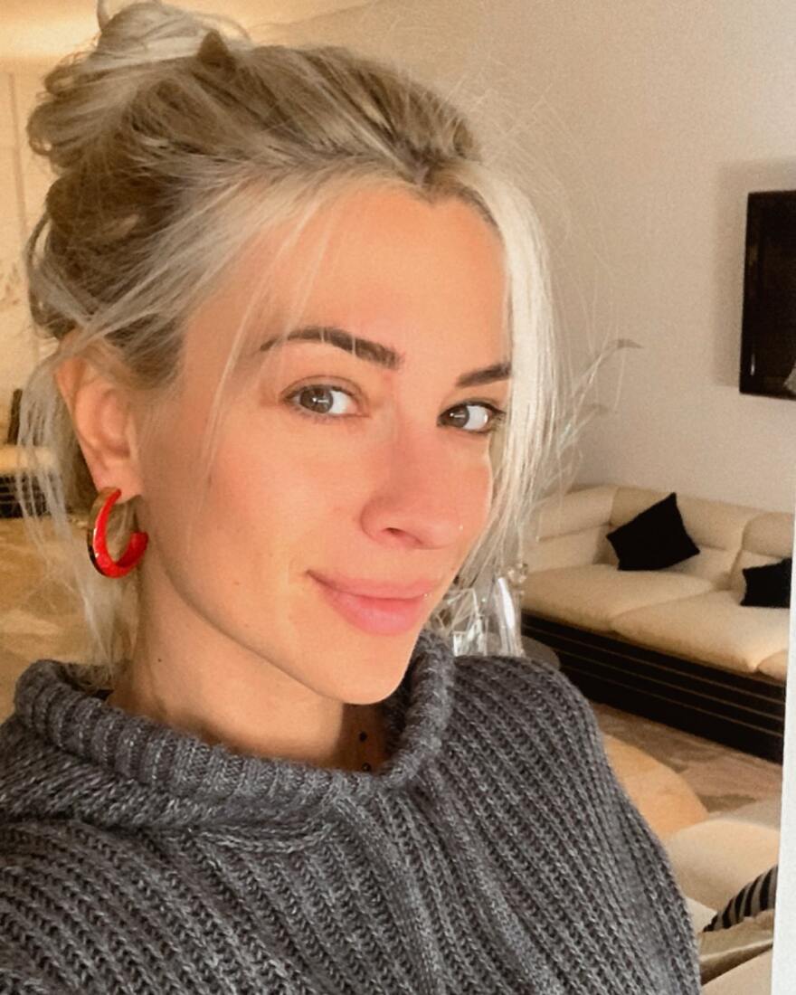 Κώστας Καραφώτης - Κάτια Μάνου: Ο πρώτος χορός των νεόνυμφων - Δείτε το βίντεο