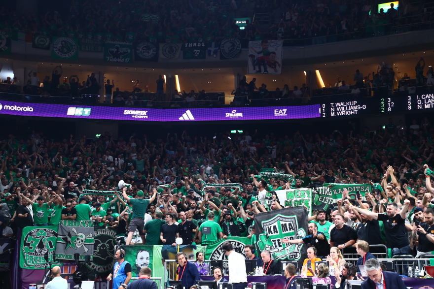 Euroleague: Τρομερή ατμόσφαιρα στην Uber Arena - Περισσότεροι από 7000 οπαδοί του Παναθηναϊκού - Βίντεο, φωτογραφίες 