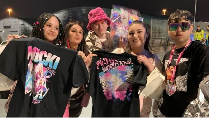 Nicki Minaj: Εξοργισμένοι οι θαυμαστές της  με την ακύρωση της συναυλίας στο Μάντσεστερ - «Δώσαμε τόσα λεφτά», λένε