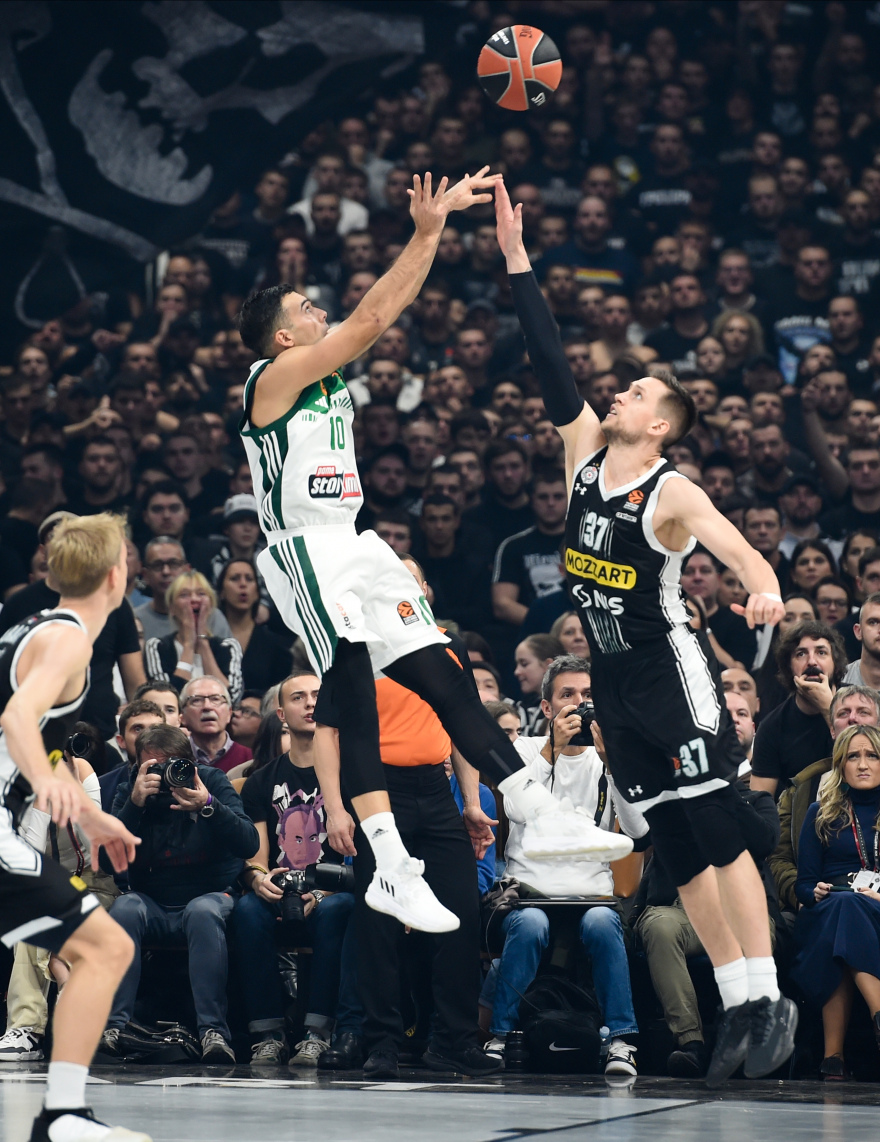 Κώστας Σλούκας: Ο ηγέτης που άλλαξε στρατόπεδο και οδήγησε τον Παναθηναϊκό ξανά στην κορυφή της Ευρώπης