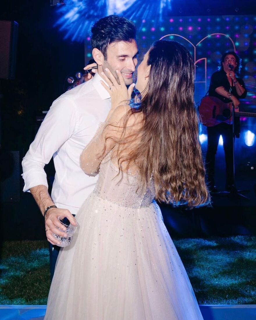 Άννα Πρέλεβιτς - Νικήτας Νομικός: Απολαμβάνουν το καλοκαίρι στα Κουφονήσια 