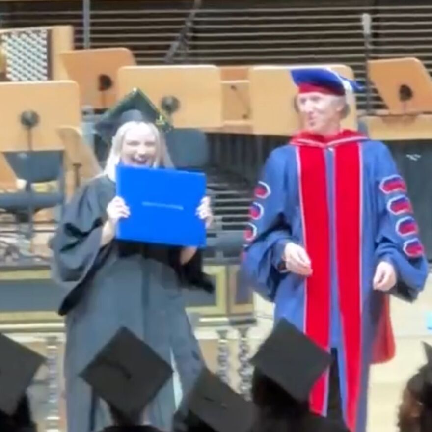 Μπεν Στίλερ: Η κόρη του αποφοίτησε από το Τζούλιαρντ με πτυχίο στην υποκριτική 