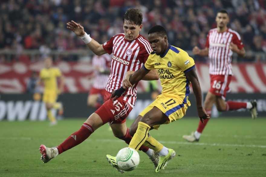 Ρέτσος για τον τελικό του Ολυμπιακού στο Conference League: Θέλουμε να κρατήσουμε την κούπα στην Ελλάδα 