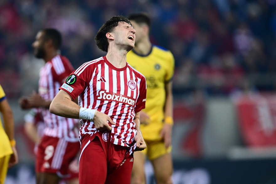 Ρέτσος για τον τελικό του Ολυμπιακού στο Conference League: Θέλουμε να κρατήσουμε την κούπα στην Ελλάδα 