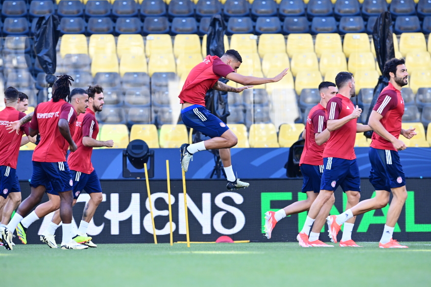 Conference League: Η τελευταία προπόνηση του Ολυμπιακού πριν τον τελικό στην OPAP Arena - Βίντεο, φωτογραφίες 
